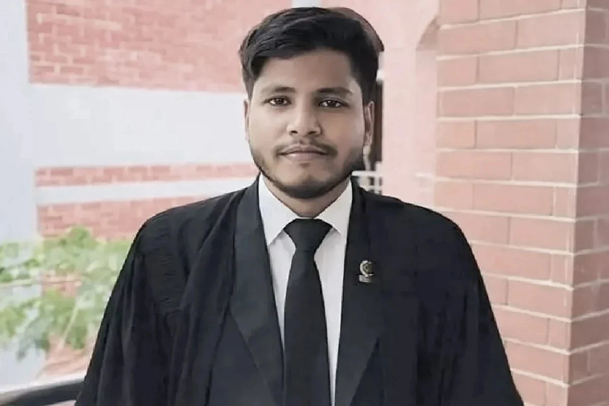 আইনজীবী সাইফুল হত্যার কথা স্বীকার, ১৩ জনের নাম বললেন চন্দন দাস