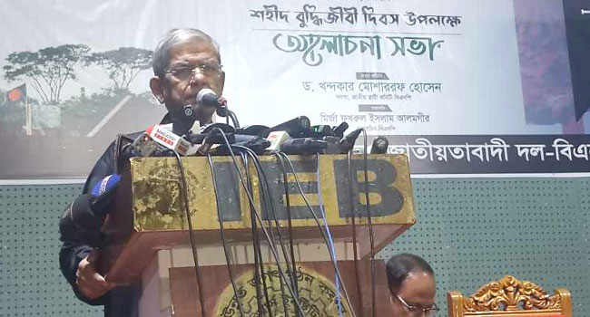 রাজনৈতিক দলগুলোকে প্রতিপক্ষ বানাবেন না : সরকারকে মির্জা ফখরুল