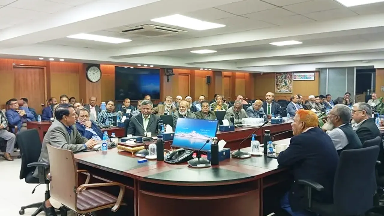 পদোন্নতি বঞ্চিত কর্মকর্তাদের নতুন কর্মসূচি ঘোষণা