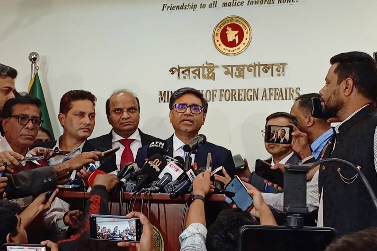 অন্তর্বর্তী সরকারের সঙ্গে গভীরভাবে কাজ করতে চায় ভারত