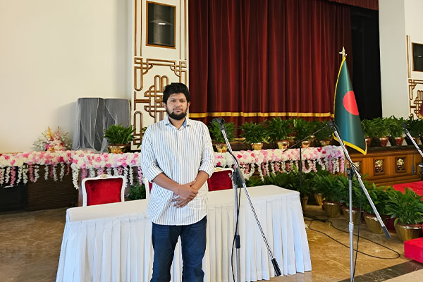 মানচিত্র নিয়ে উপদেষ্টা মাহফুজের বক্তব্য, অবস্থান স্পষ্ট করল সরকার