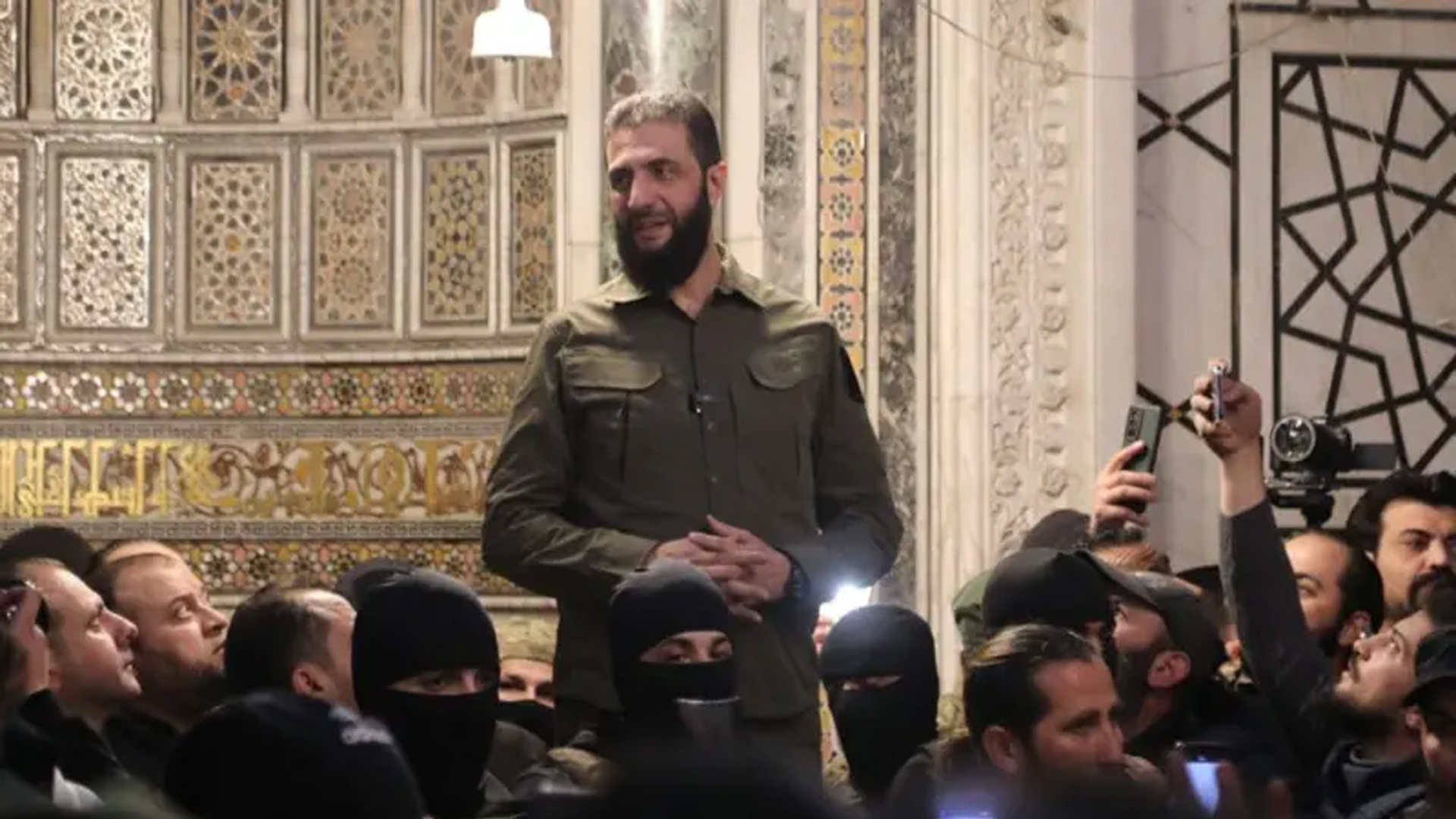 সিরিয়ায় রাষ্ট্রযন্ত্রে নিয়ন্ত্রণ প্রতিষ্ঠার চেষ্টায় হায়াত তাহরির আল-শাম