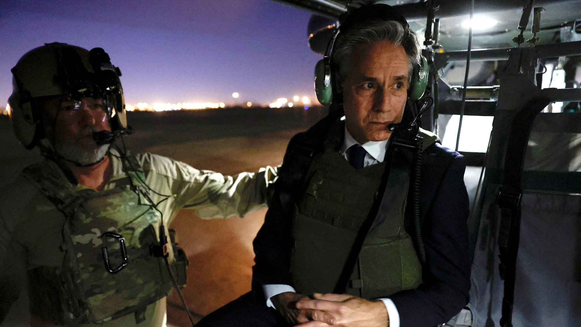 আকস্মিক ইরাক সফরে মার্কিন পররাষ্ট্রমন্ত্রী ব্লিংকেন