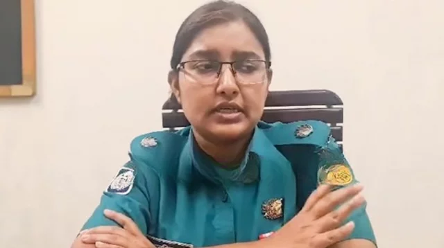 আলোচিত সেই পুলিশ কর্মকর্তা সানজিদা আফরিন সাময়িক বরখাস্ত