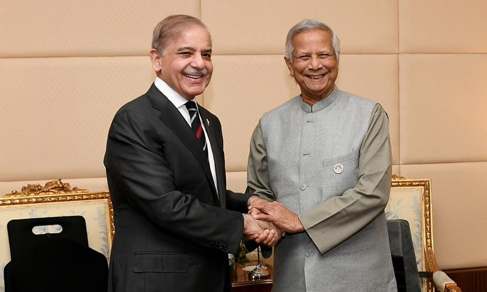 পাকিস্তানকে ’৭১-এর অমীমাংসিত সমস্যা সমাধানের আহ্বান প্রধান উপদেষ্টার