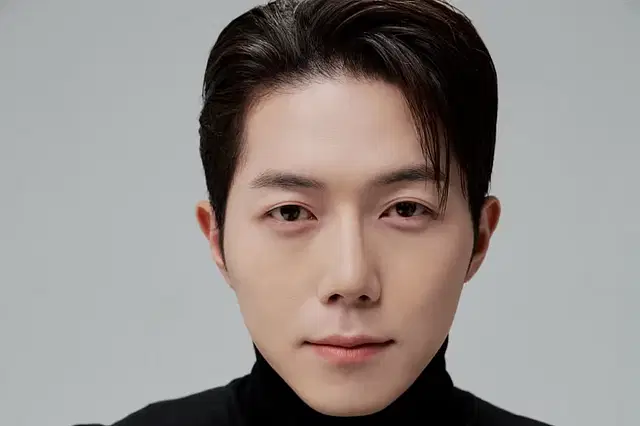 ৩২ বছরে চলে গেলেন কোরীয় অভিনেতা পার্ক