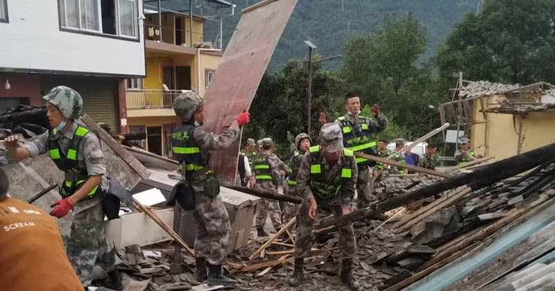 চীনে শক্তিশালী ভূমিকম্প, ৩২ মরদেহ উদ্ধার