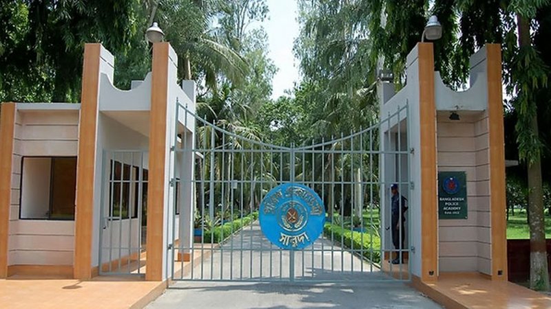 সারদায় ৮ এসআইকে অব্যাহতি, রাতেই ছাড়াতে হবে একাডেমি