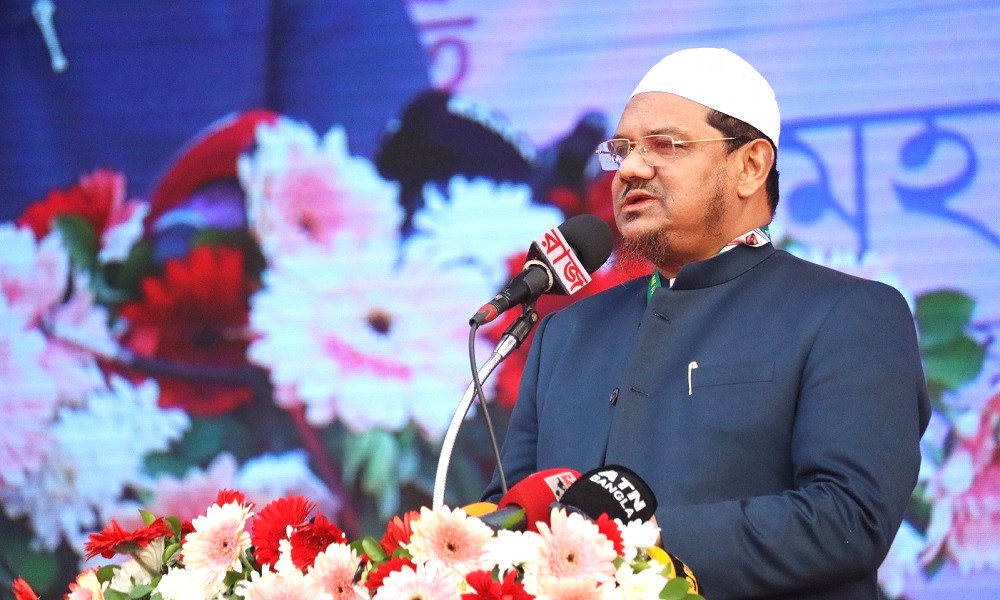 বেগমপাড়া তৈরির রাজনীতি দেশের মানুষ চায় না : চরমোনাই পীর