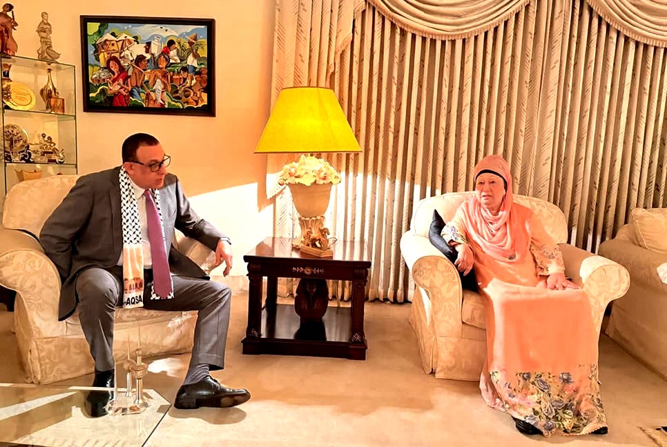 খালেদা জিয়ার সঙ্গে ফিলিস্তিনের রাষ্ট্রদূতের সাক্ষাৎ
