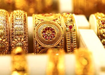 রেকর্ড দামে স্বর্ণ, এক মাসে বেড়েছে ২৮ শতাংশ