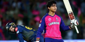 কেক নয়, চেন্নাইয়ের বোলারদের পিটিয়েই বার্থডে পার্টি সারলেন সূর্য!