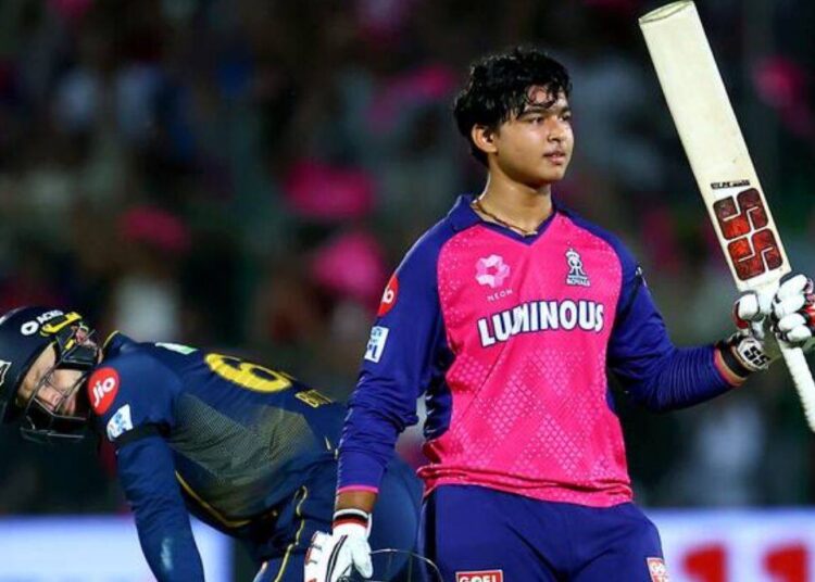 কেক নয়, চেন্নাইয়ের বোলারদের পিটিয়েই বার্থডে পার্টি সারলেন সূর্য!